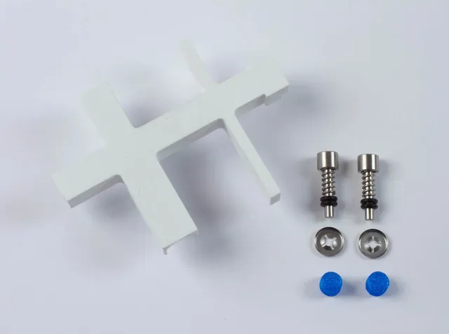 T-Housing Hero 9-13 Set Pulsanti Ricambio con Attrezzi